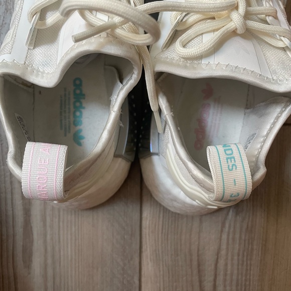 adidas NMD_R1 V2 Shoes - Picture 9 of 17